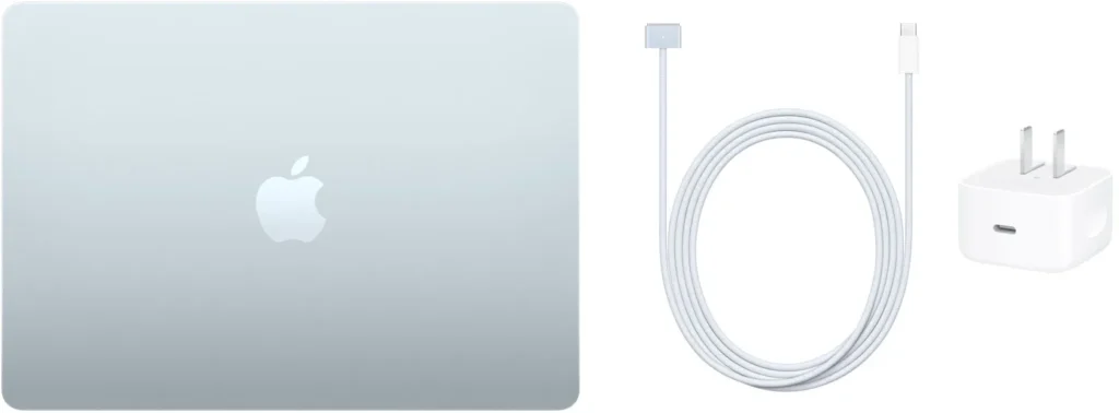MacBook Air azul visto por cima ao lado do carregador e cabo MagSafe incluídos na caixa do laptop de 13 polegadas da Apple com chip M5.